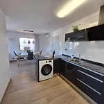 Apartamento Con Piscina