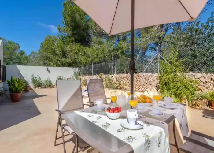 Villa With Private Pool In Cala Pi