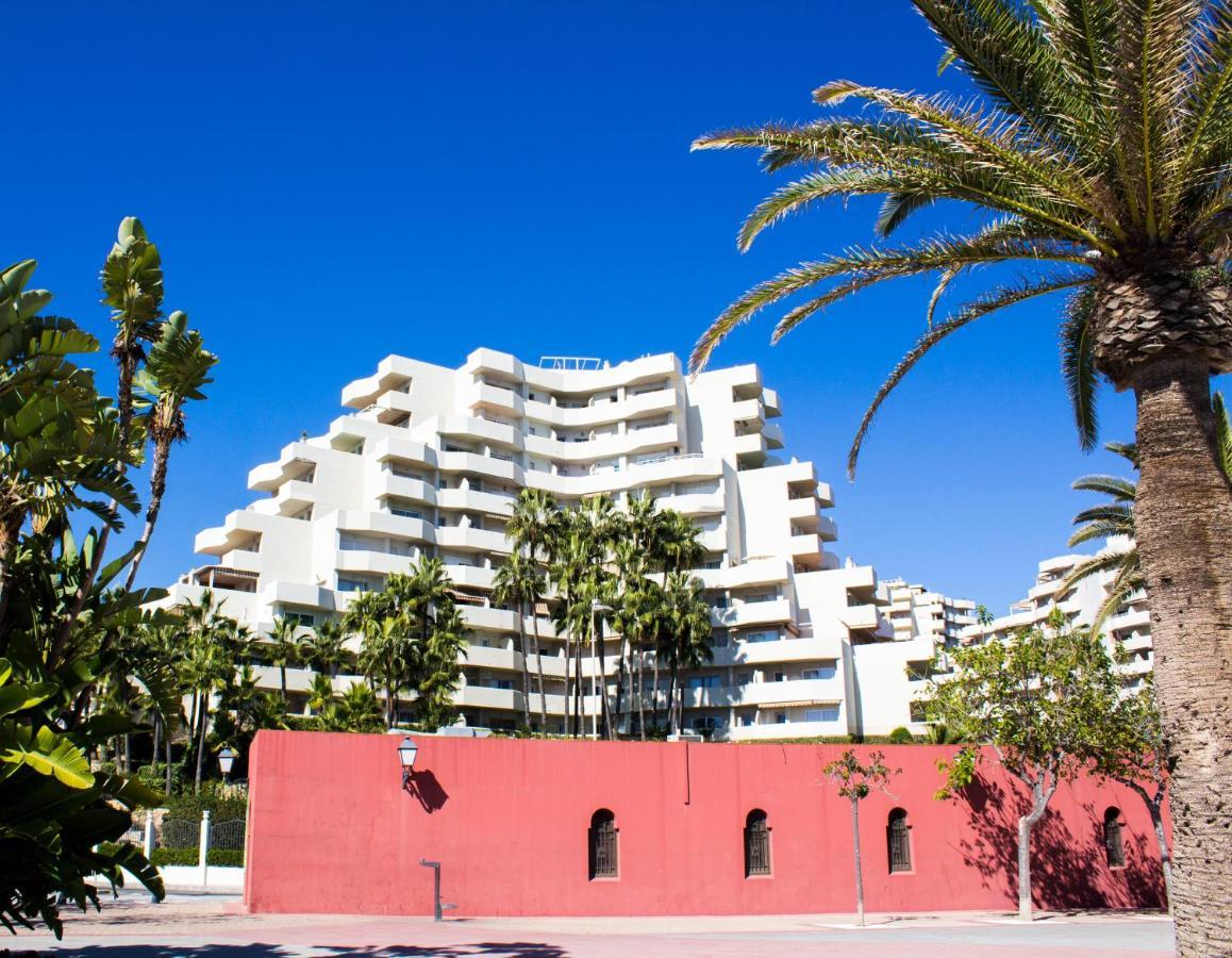 Benalbeach Sea View 2bdr With Water Park Apartment
