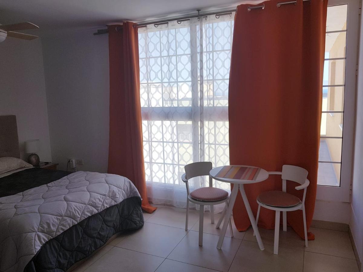 Estudio Nuevo Con Baño, Cocina Y Gran Terraza *