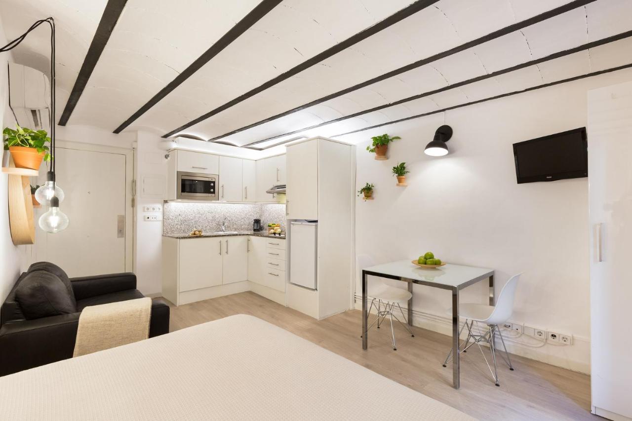 Ola Living Born Apartment