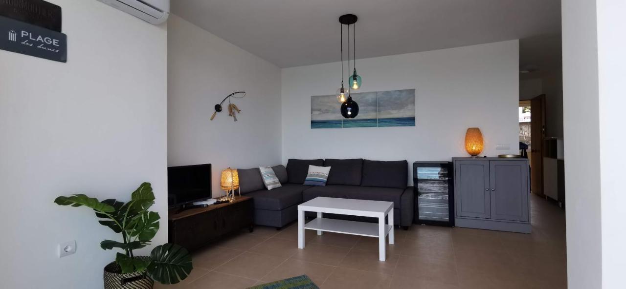 Apartment La Perla Cruise On Private Beach, Modern With Aircon & Wifi Benalmadena