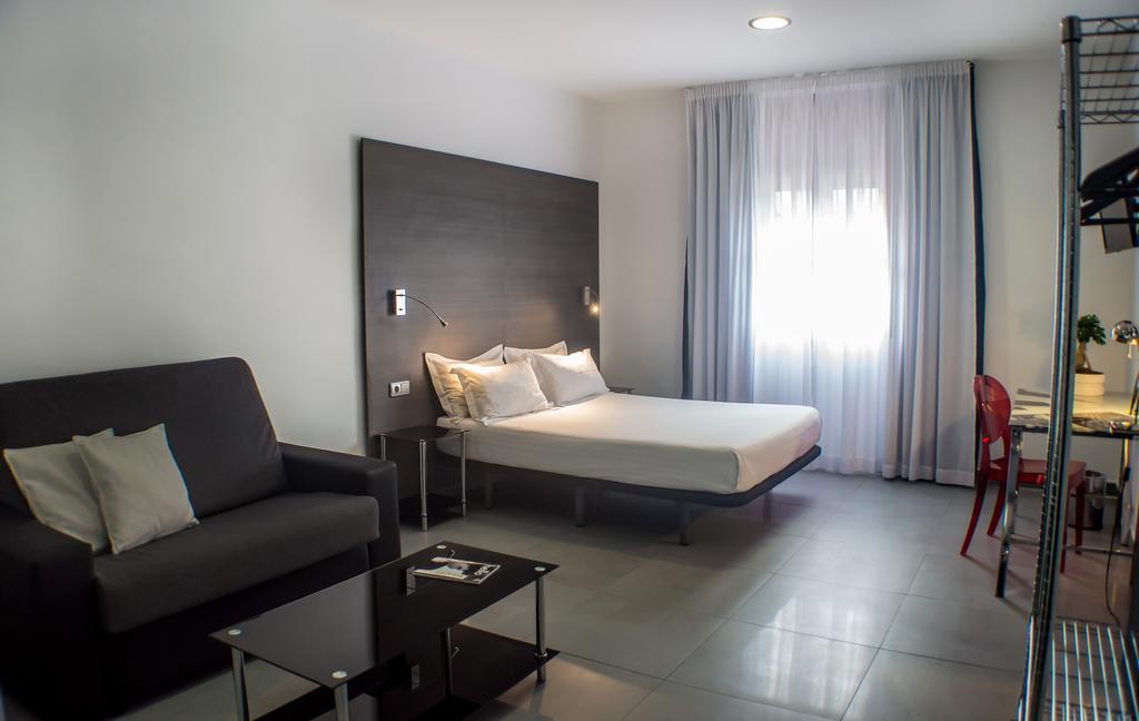 Hostal Quart Youth & Valencia