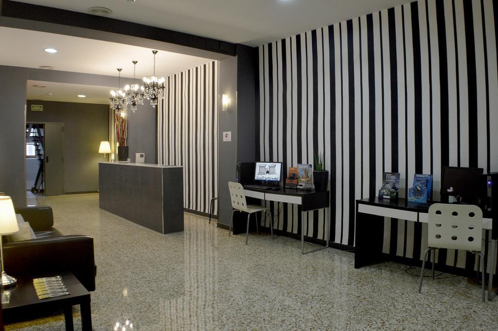 Hostal Quart Youth & Valencia