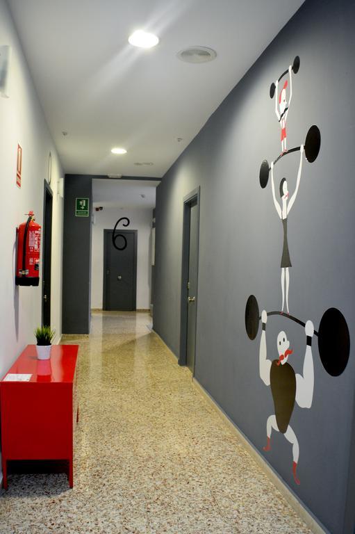 Hostal Quart Youth &
