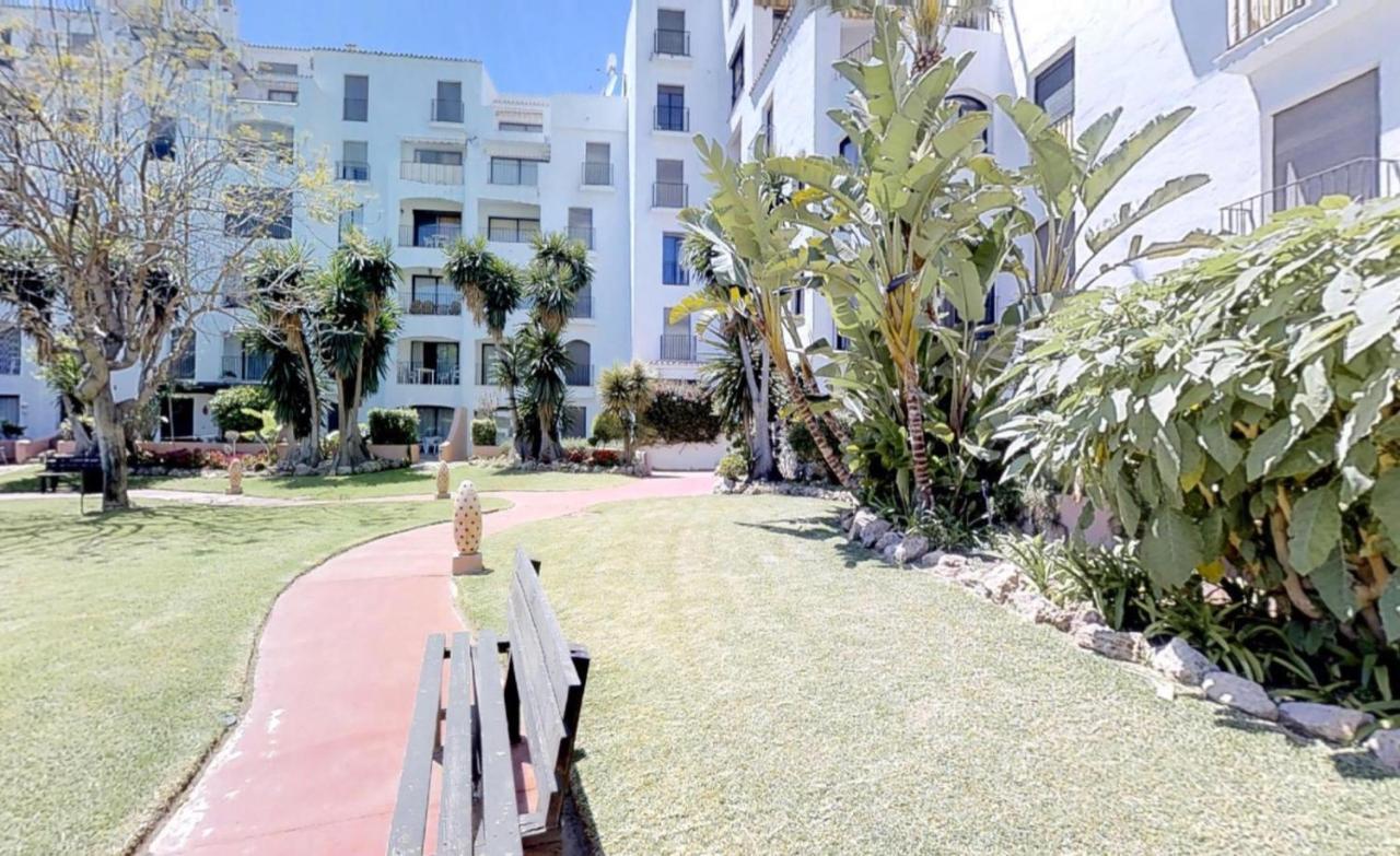 Apartamento Jardines Del Puerto En Pleno Centro De Puerto Banús Marbella