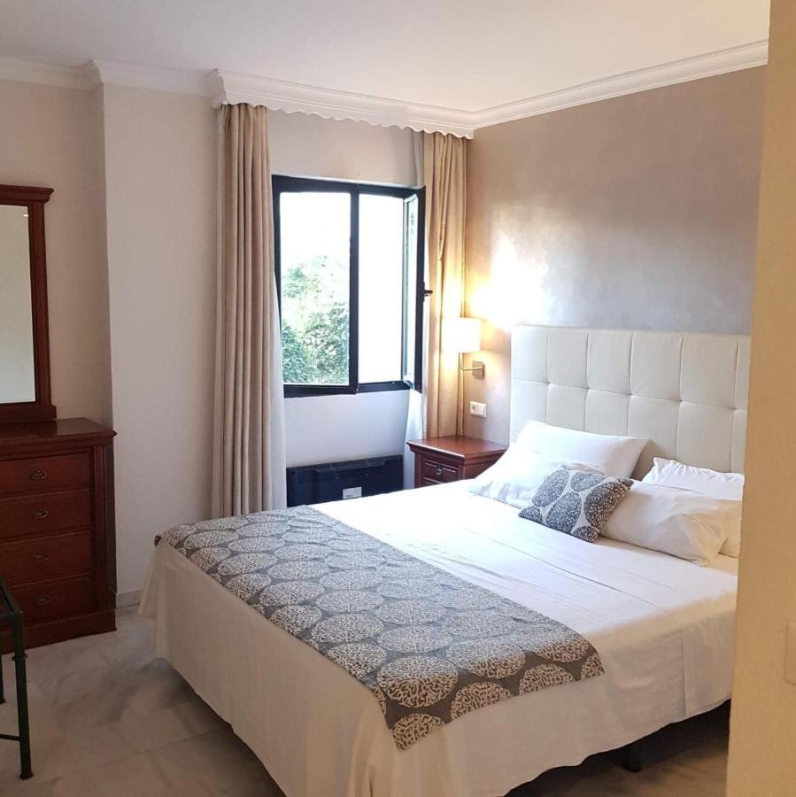 Jardines Del Puerto En Pleno Centro De Puerto Banús Apartamento