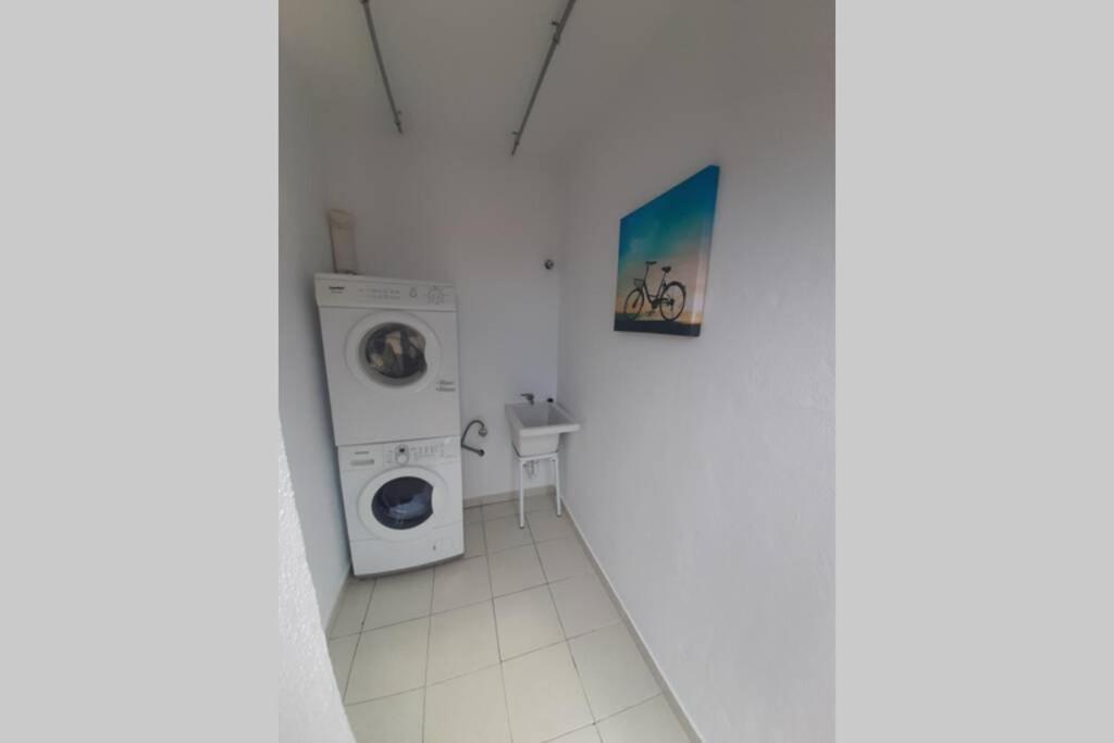 Moderno Timanfaya Apartment *