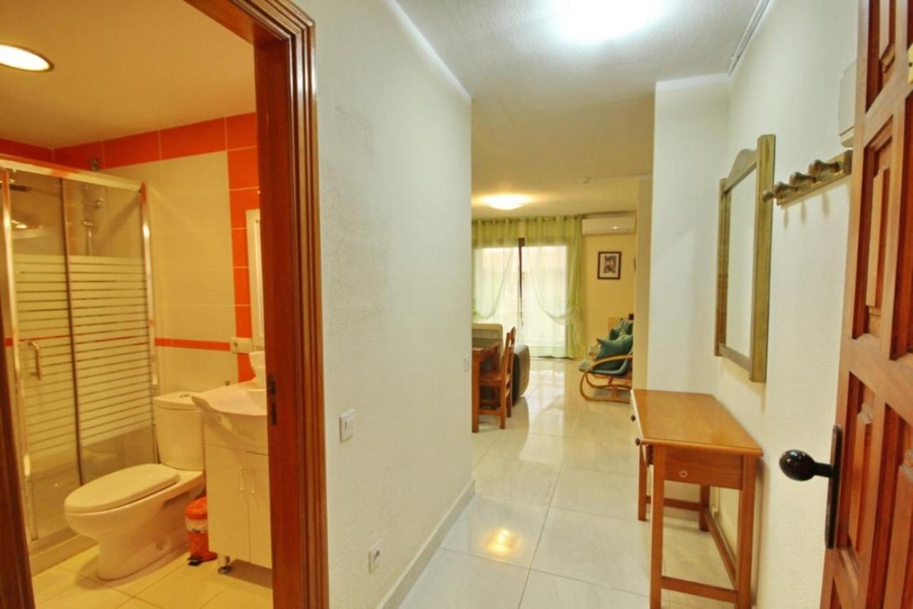 Two Bedroom In Beachfront Complex With Pool In Playa De Americas. Apartment Playa de las Americas (Tenerife)