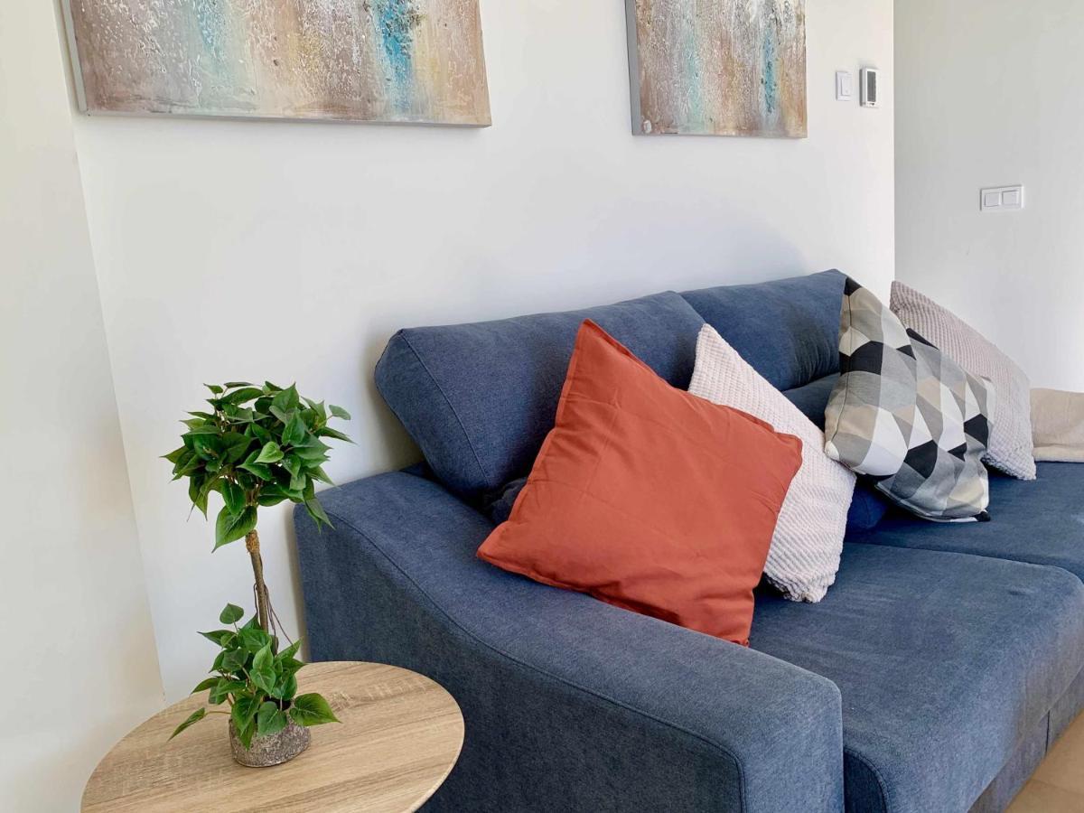 Apartment Elegant Penthouse With Sea Views In Torrox