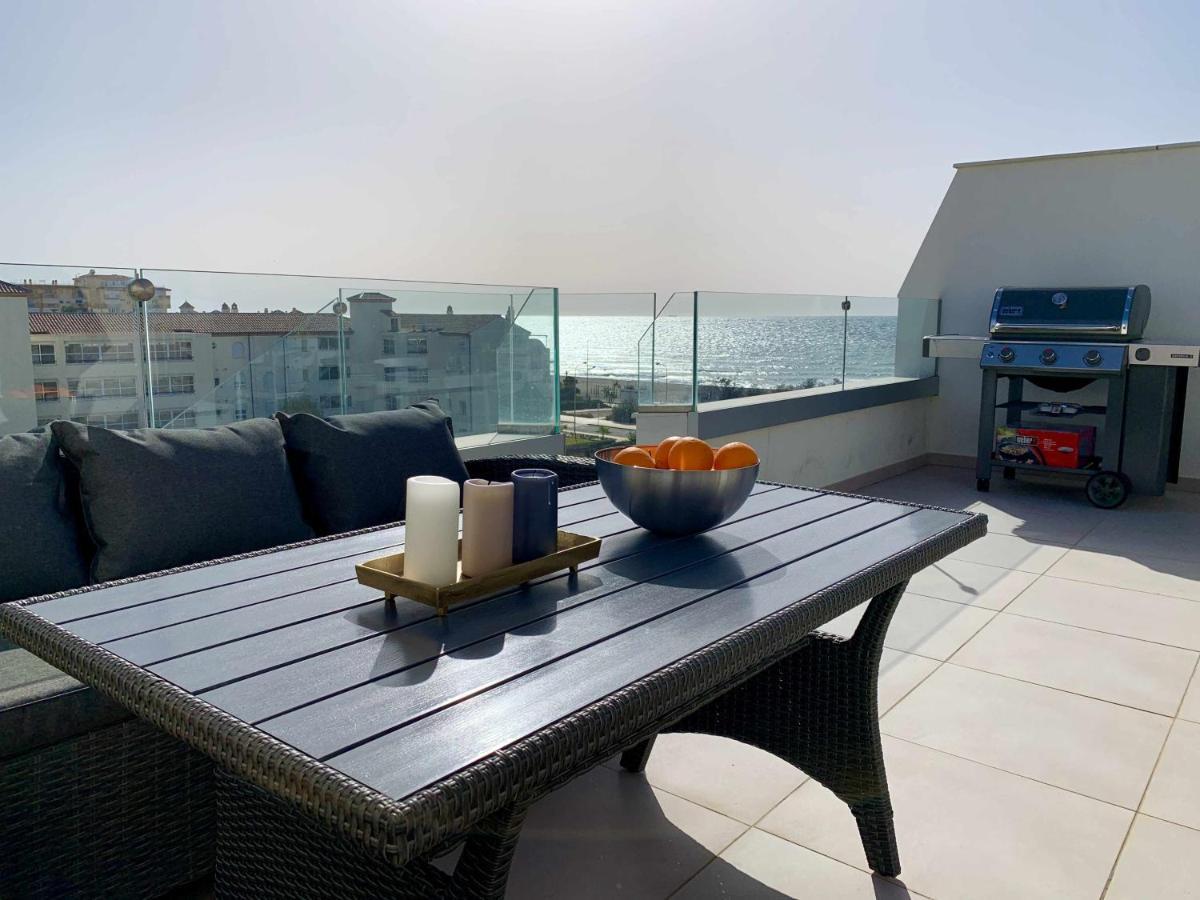 Apartment Elegant Penthouse With Sea Views In Torrox