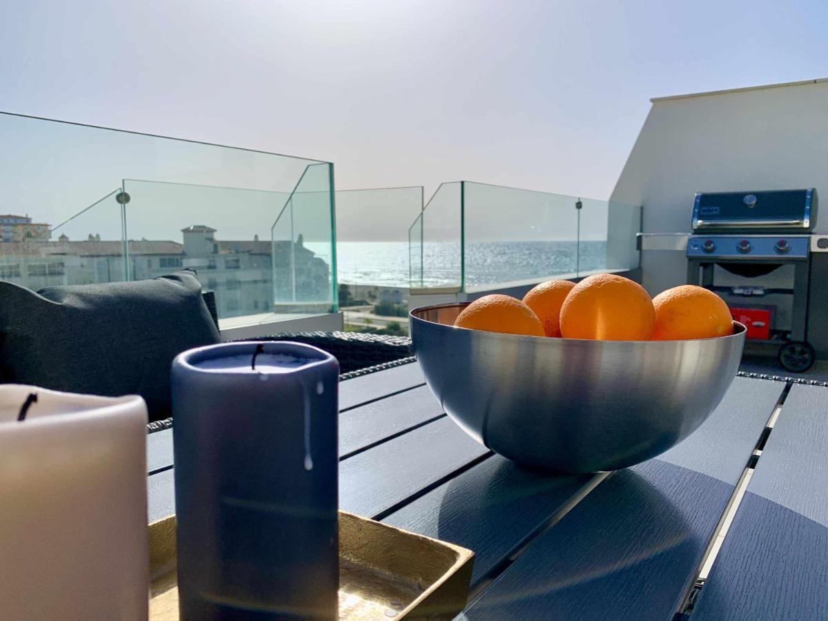 Apartment Elegant Penthouse With Sea Views In *
