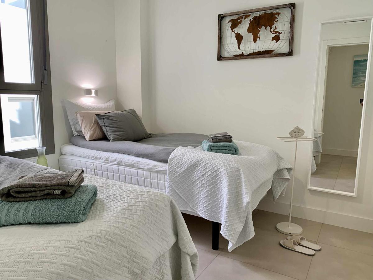 Apartment Elegant Penthouse With Sea Views In *