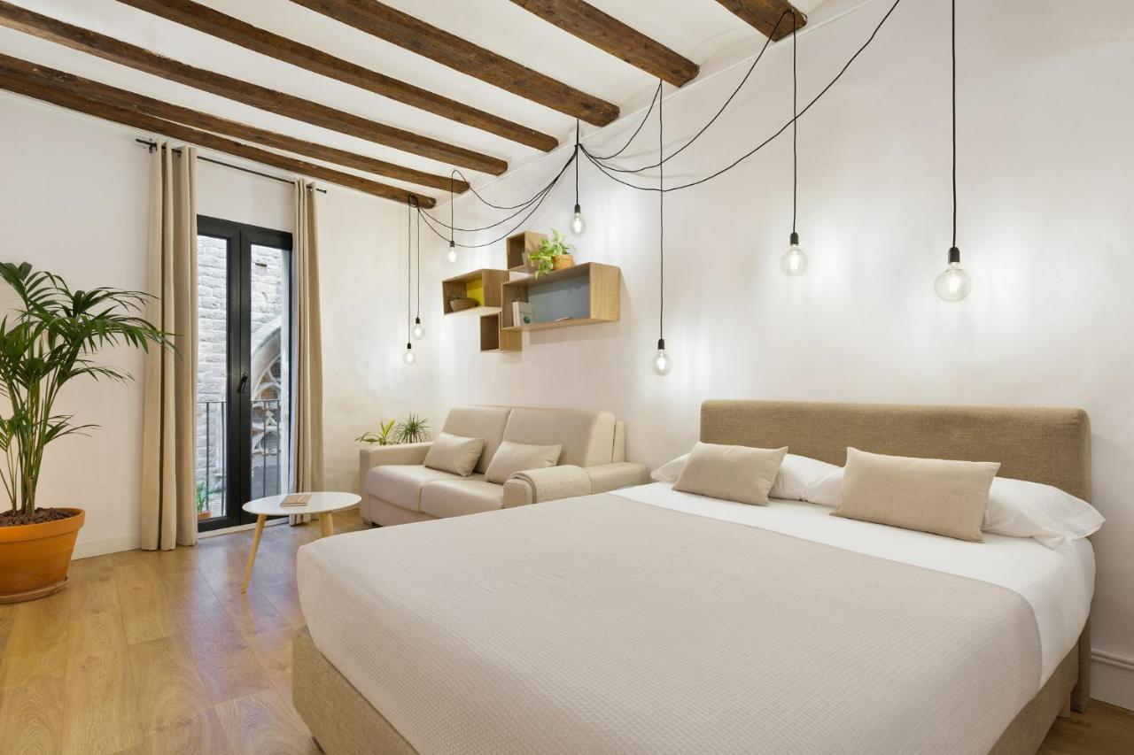 Ola Living Born Apartment