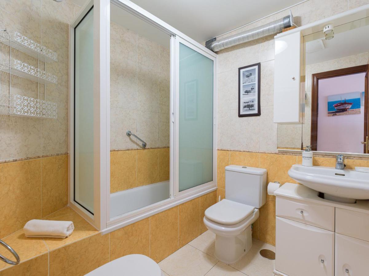 Homeforguest Apartamento Con Terraza En El Puerto De Apartment