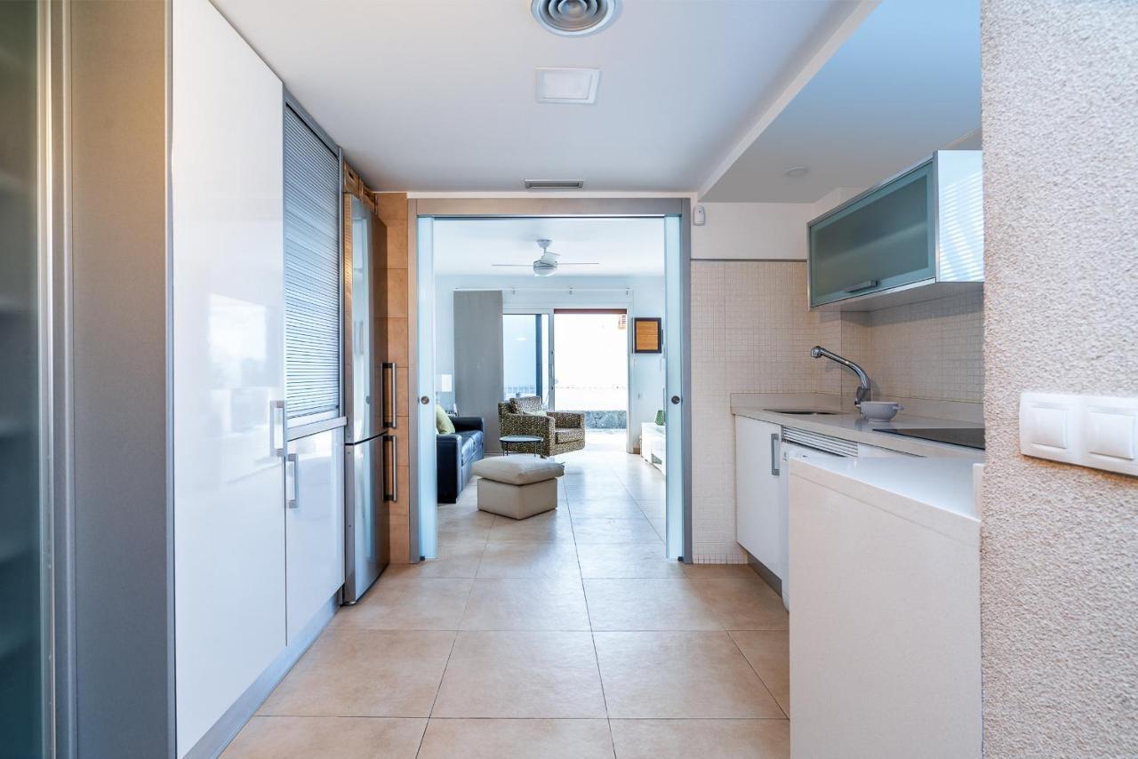Bonito Con Piscina Junto A La Playa Apartamento