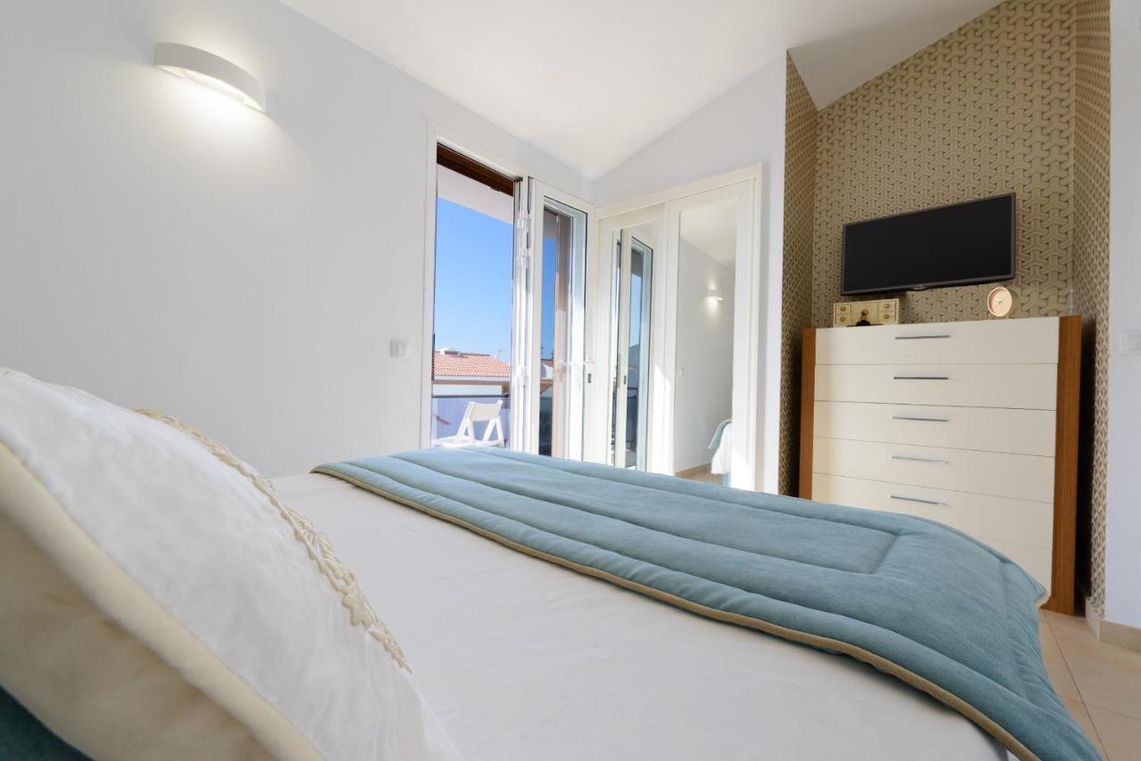 Apartamento Bonito Con Piscina Junto A La Playa