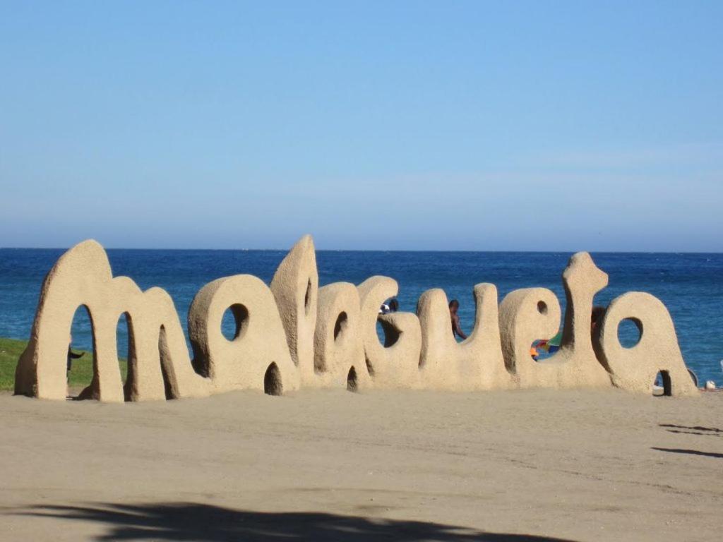 Apartment Amplio Estudio En Centro Y Playa Victoria 13 Malaga