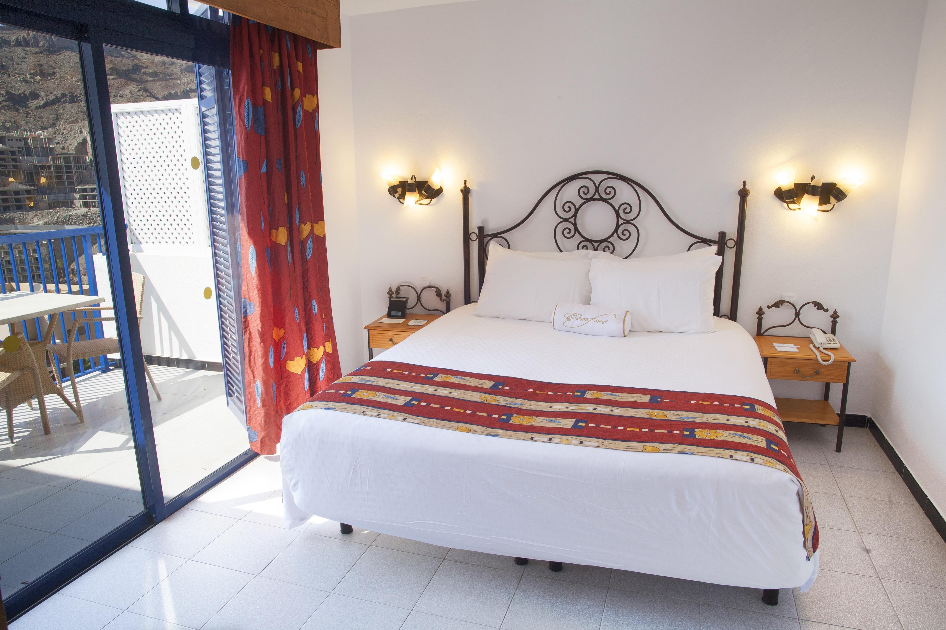 Club Cala Blanca Apartahotel