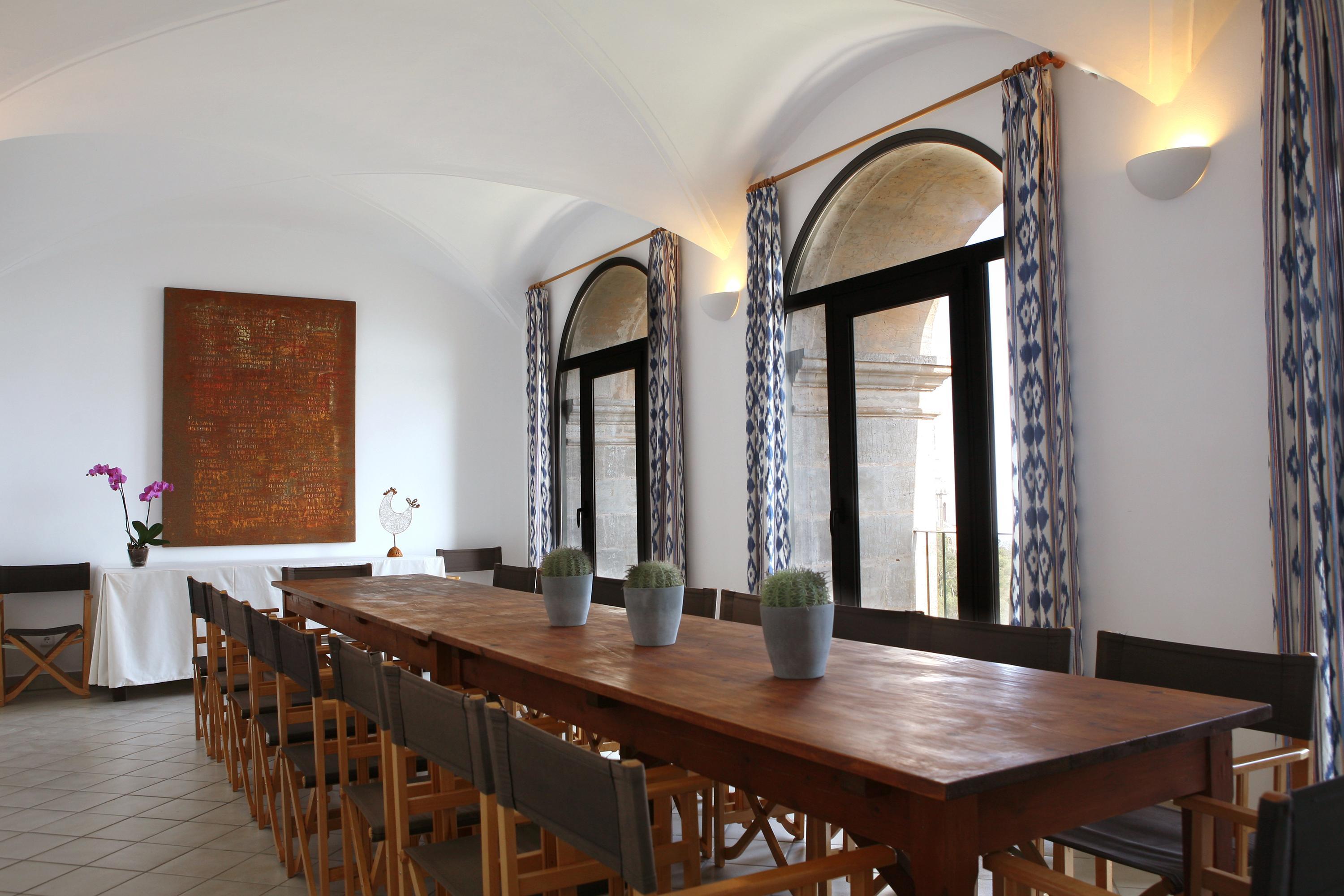 Petit Hostatgeria Sant Salvador Hotel