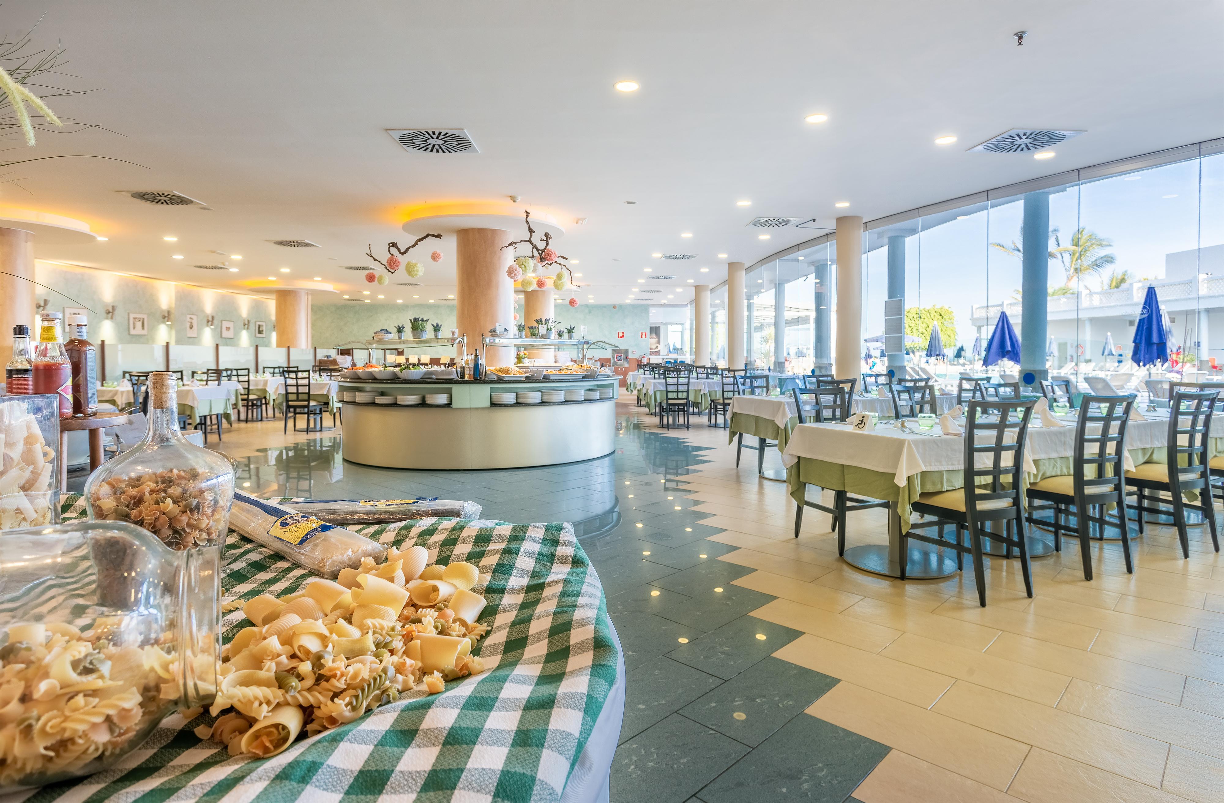 Hotel Costas 4*