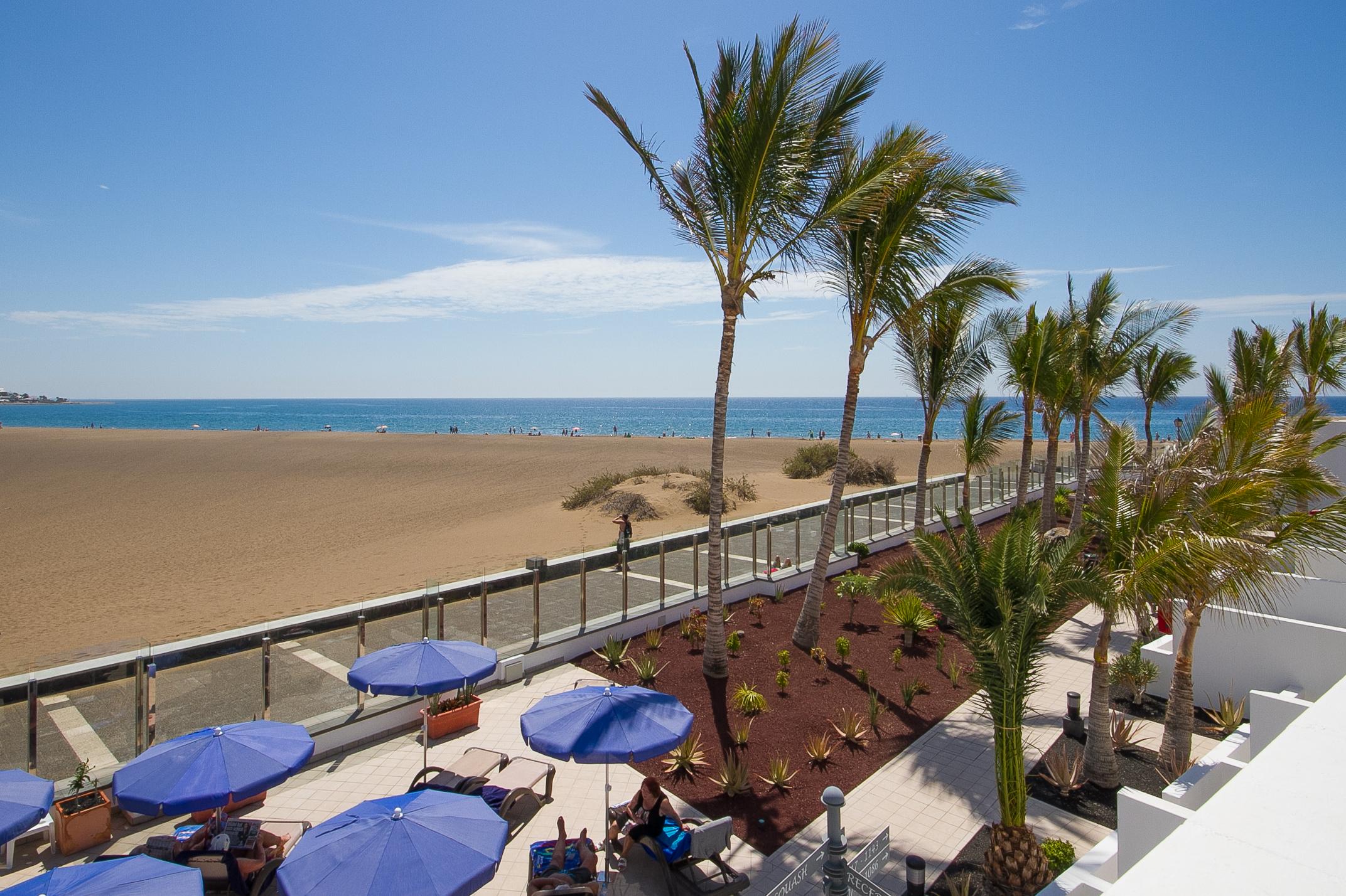 Costas Hotel 4*