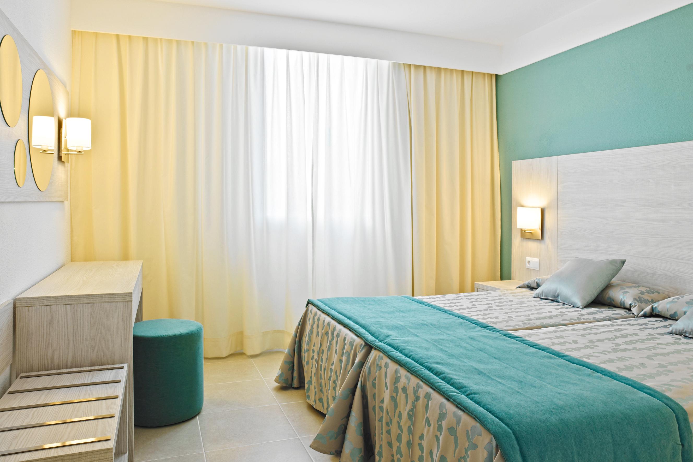 Apartahotel Protur Safari Park 4*