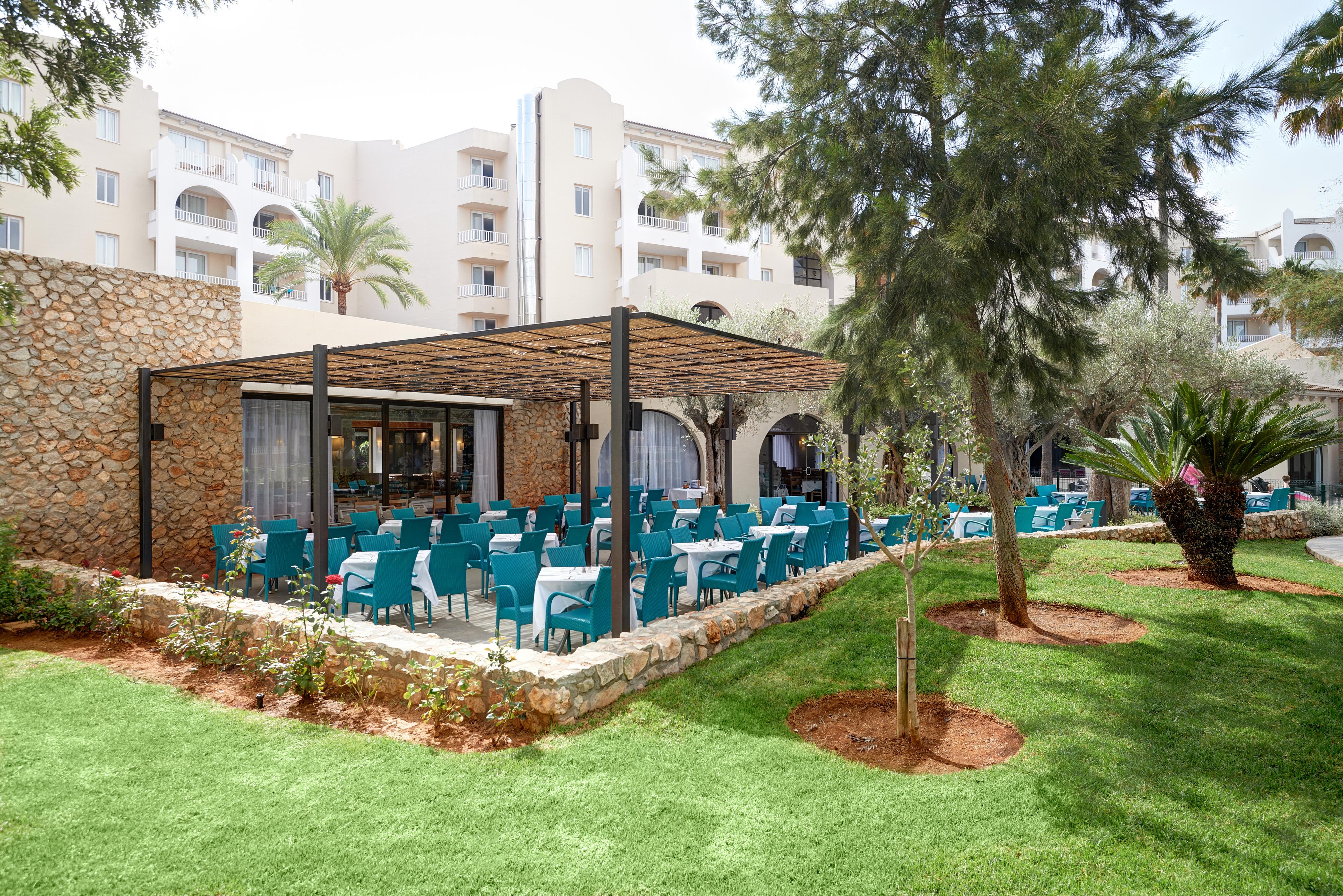 Protur Safari Park 4*