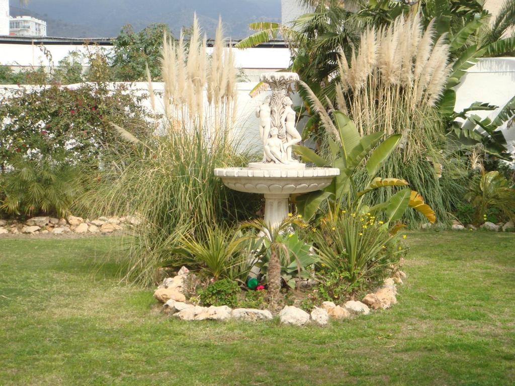 Casa Jardin Hotel 2*