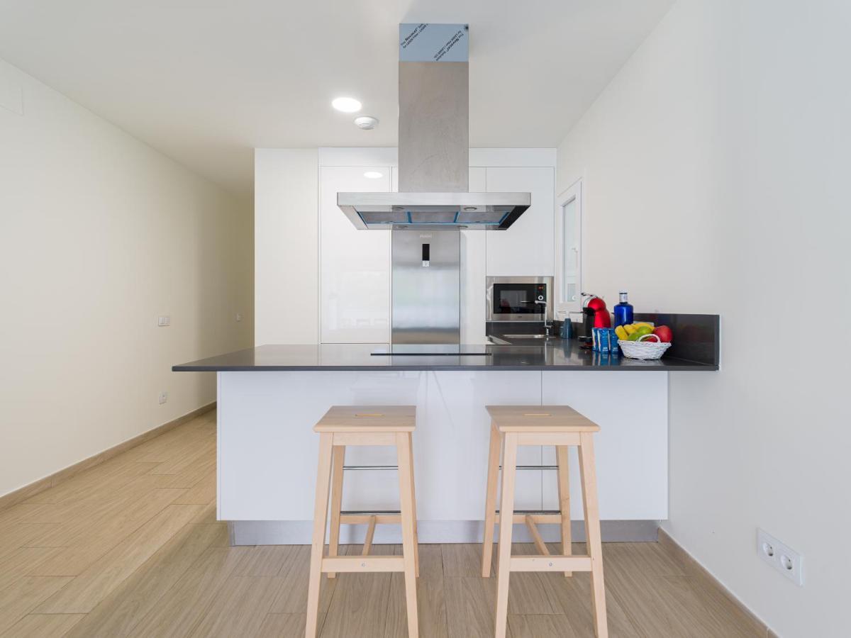 Apartment Homeforguest Modern In Canteras With Parking *