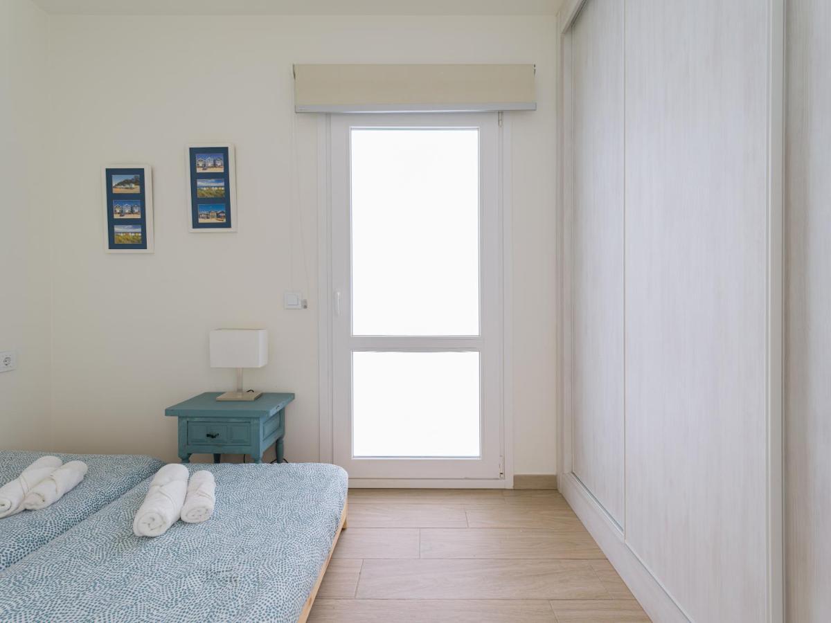 Apartment Homeforguest Modern In Canteras With Parking