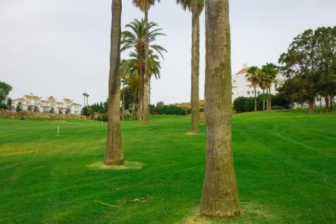Fantastico Apartamento Rodeado Con Campos De Golf Apartamento Sitio de Calahonda