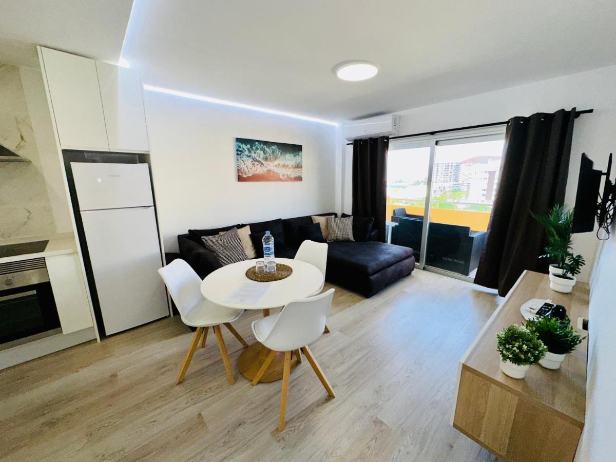 Apartment Newly Renovated Vistas Muelle De Cristianos Pier View Free Wifi Arona (Tenerife)