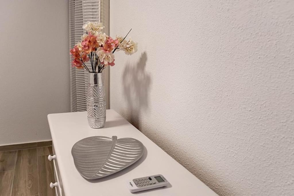 Apartment Candemar. Piso De Playa, Vistas Al Mar Candelaria. *