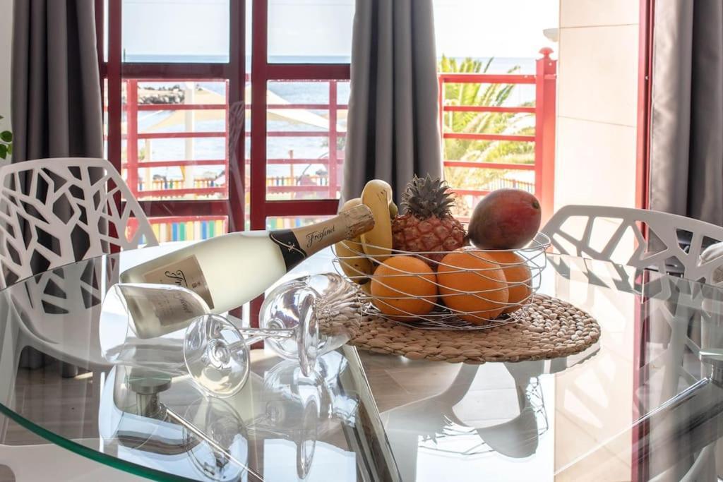 Candemar. Piso De Playa, Vistas Al Mar Candelaria. Apartment *