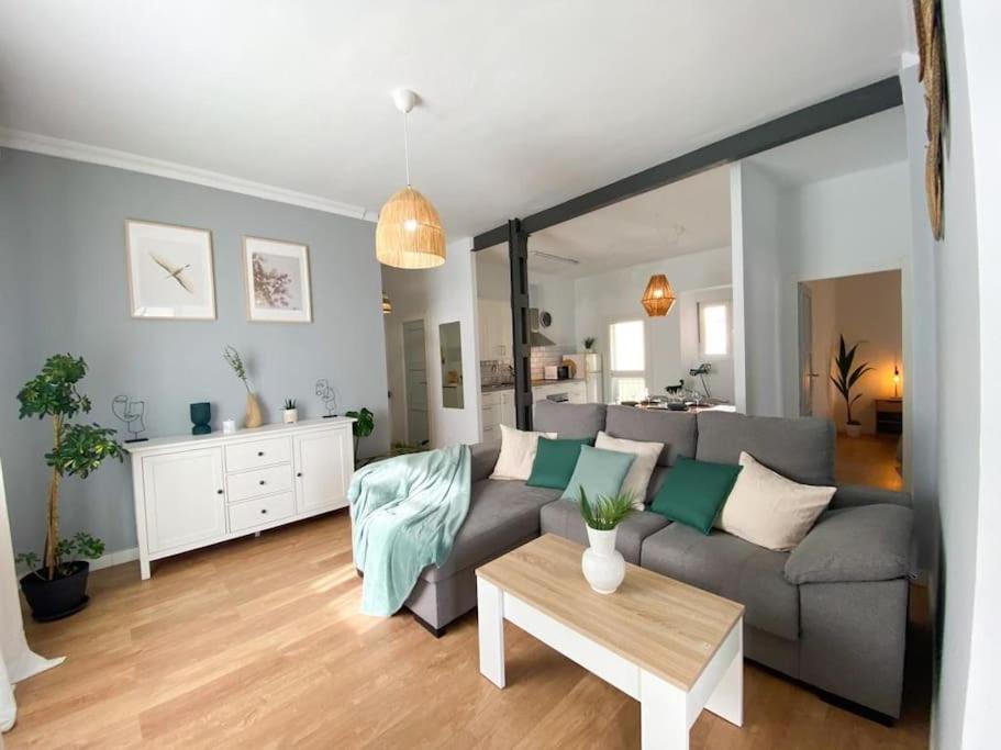 Apartment Bright Flat Rosaleda