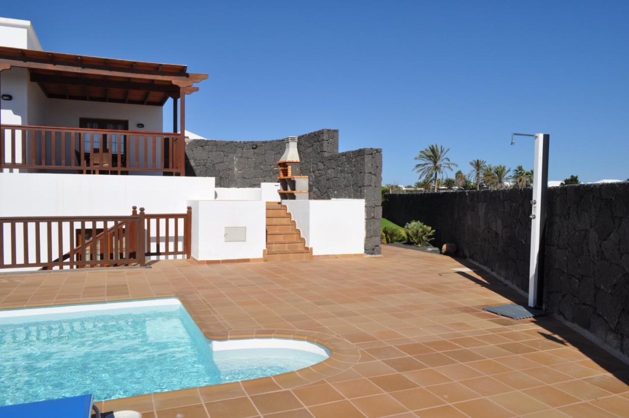 Esmeralda Villa