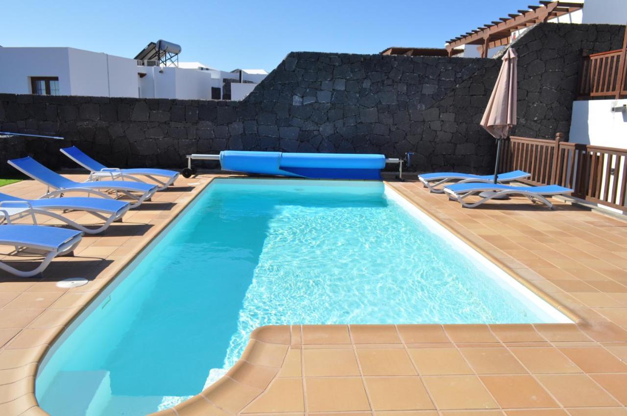 Esmeralda Villa *