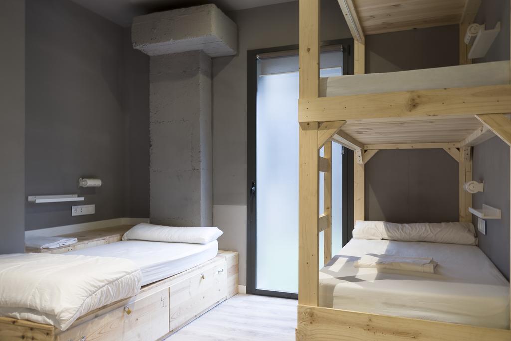 Ant Hostal *