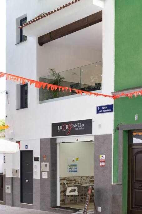 Sunnyland 1º Adelfas Apartment *