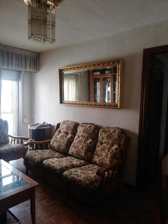 Hab 1 Wifi Vista Alegre Homestay Madrid