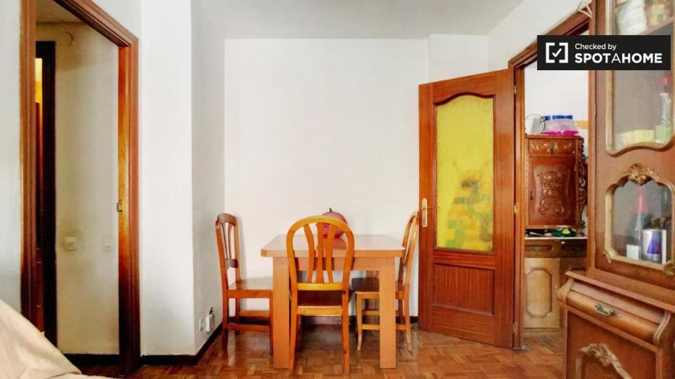 Homestay Hab 1 Wifi Vista Alegre *