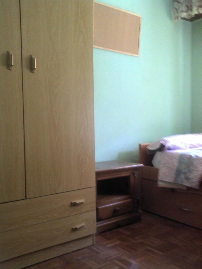 Homestay Hab 1 Wifi Vista Alegre Madrid