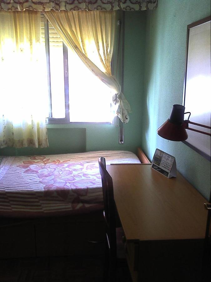 Homestay Hab 1 Wifi Vista Alegre *