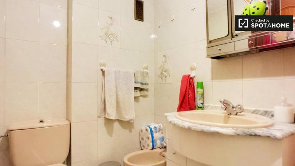 Homestay Hab 1 Wifi Vista Alegre *