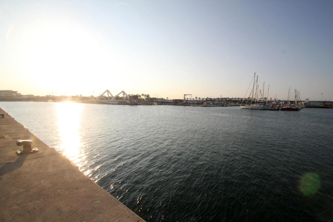 Hospedate En Un Velero En La Marina Sur De Hotel en barco