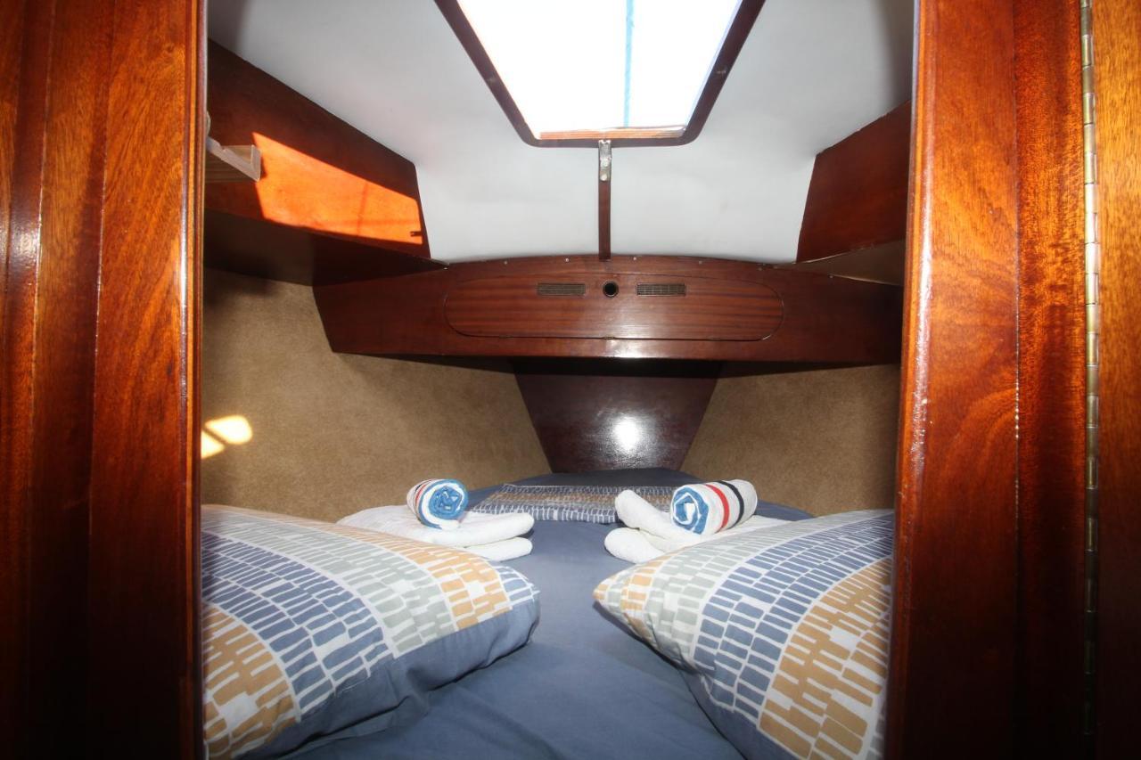Hospedate En Un Velero En La Marina Sur De Hotel en barco Valencia