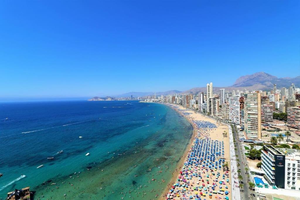 Luxurious 2-bedroom With Stunning Views, 1st Line On Levante Beach, Apartment Benidorm