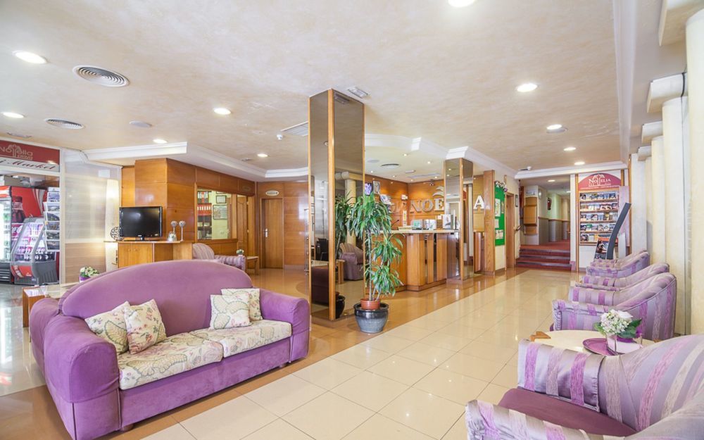 Apartahotel Gf Noelia 3*