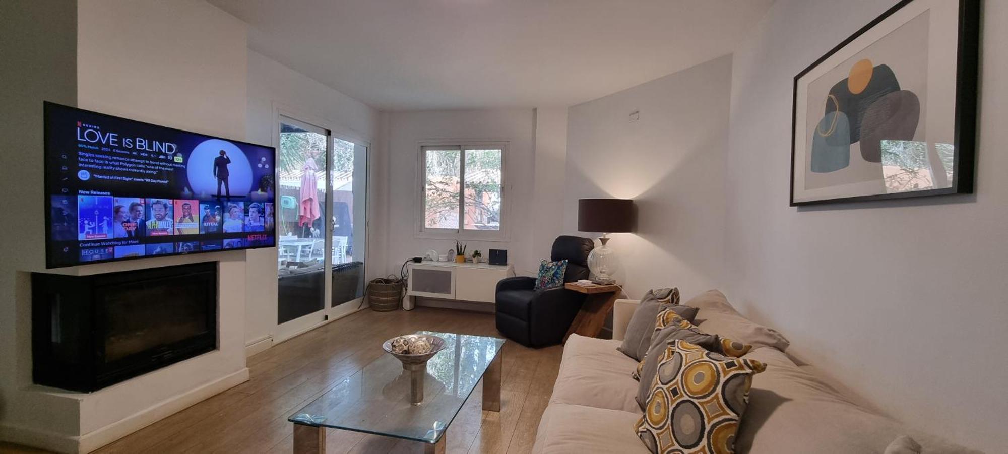 4 Bed House With Pool Walk To Puerto Banus Fast Internet Сasa de vacaciones